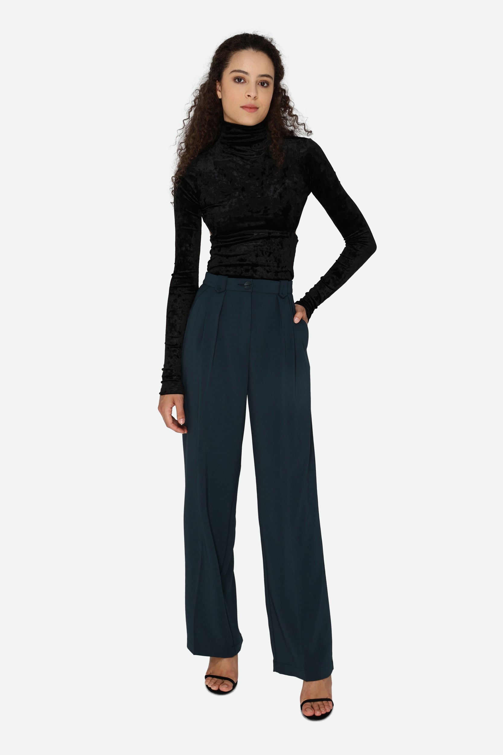 Pinko Maglia Nera in Velluto