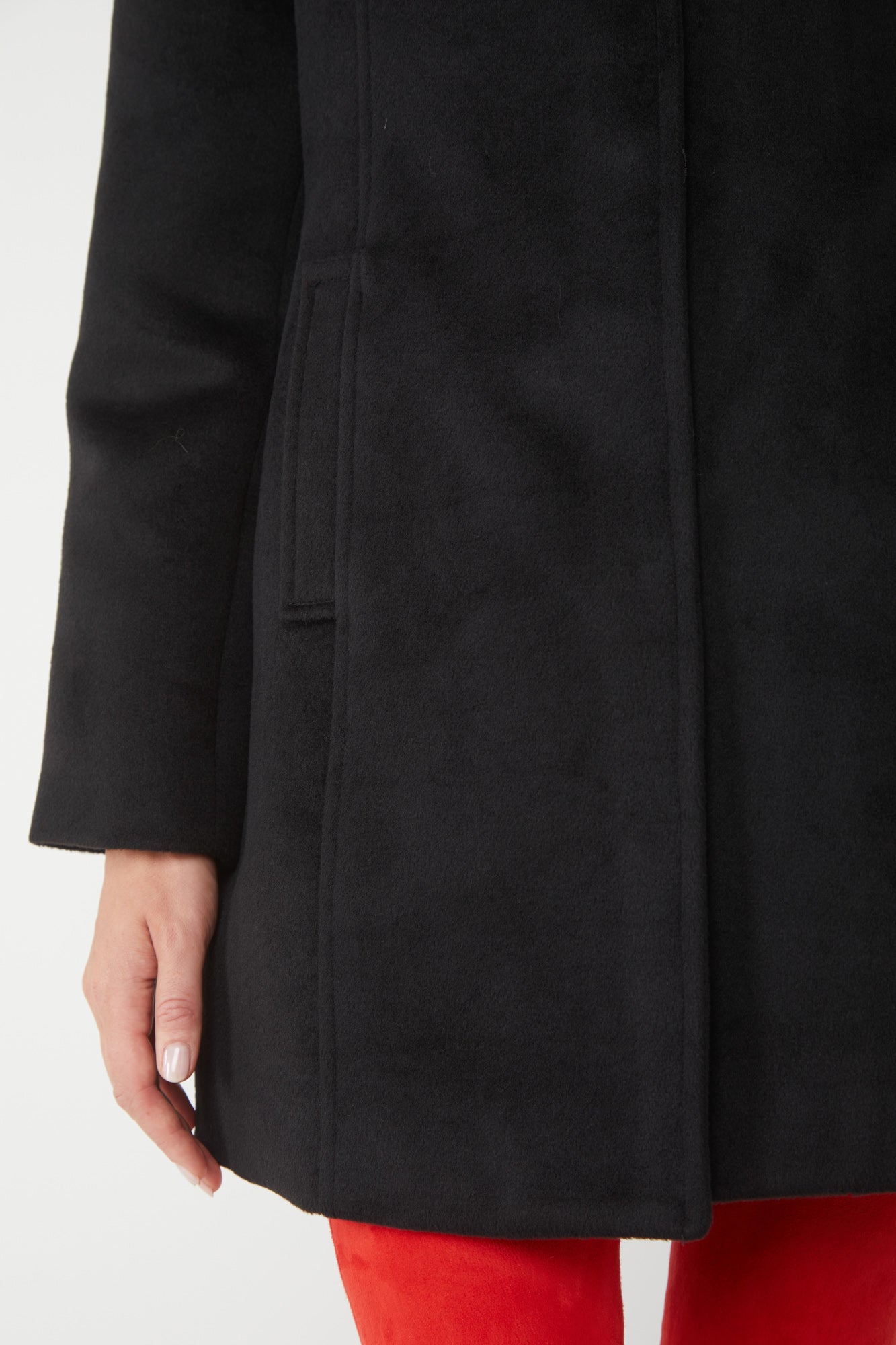 TOY G Cappotto Nero con Colletto in Eco-pelliccia
