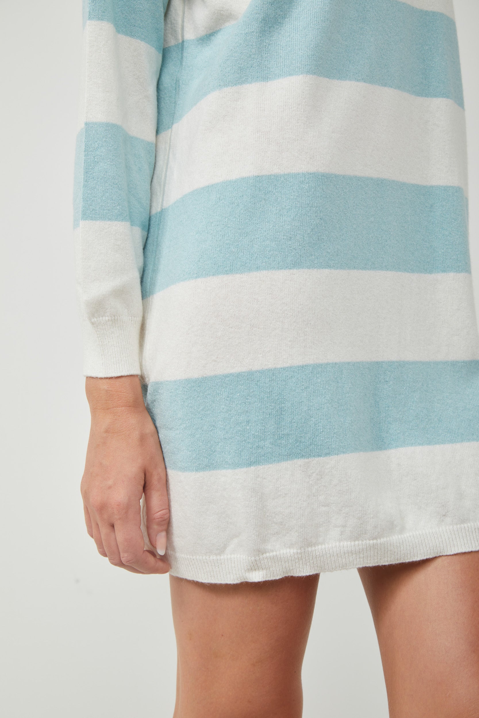 VICOLO Maglione a Righe Bianco/Azzurro