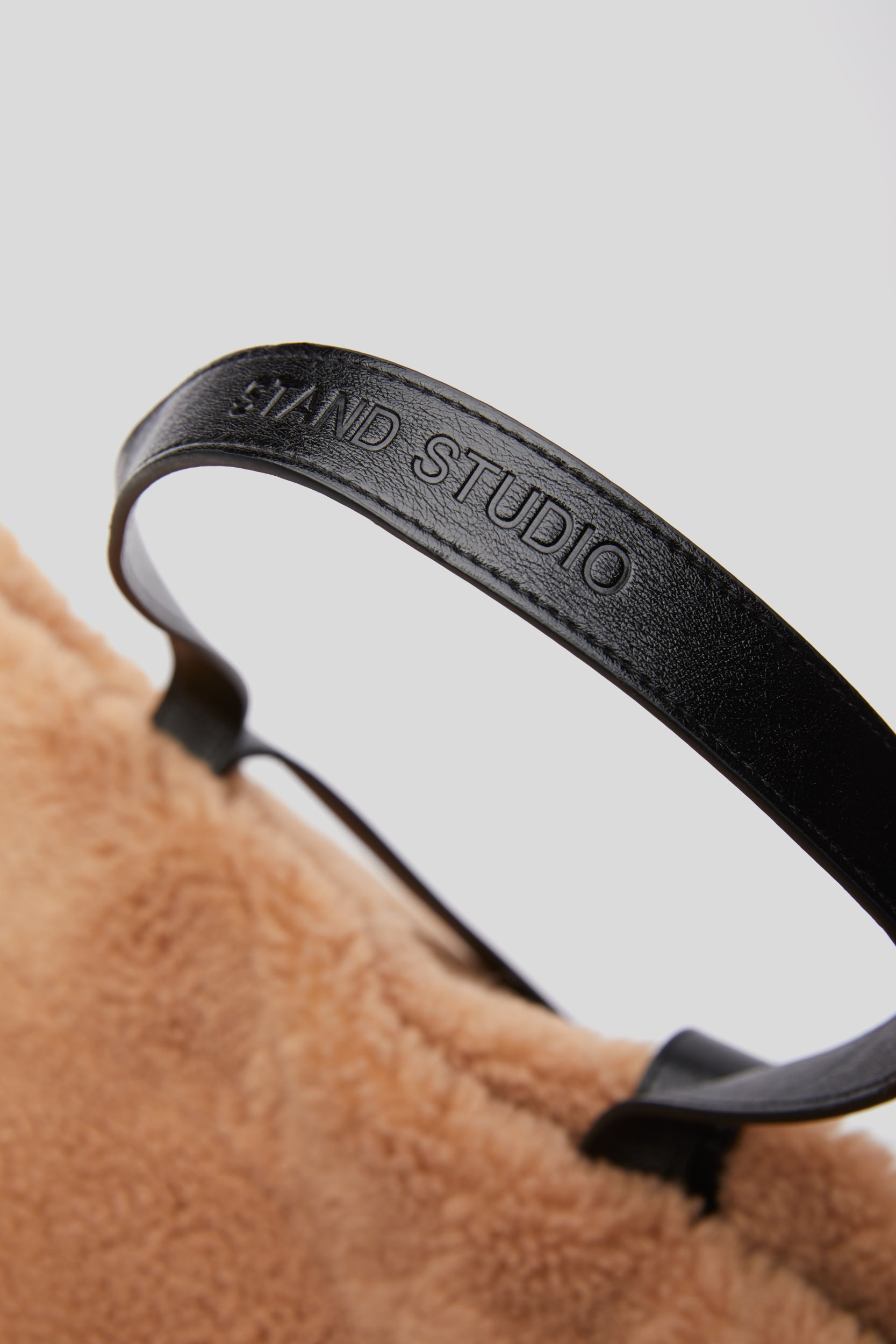 STAND STUDIO Sand Shopping Bag