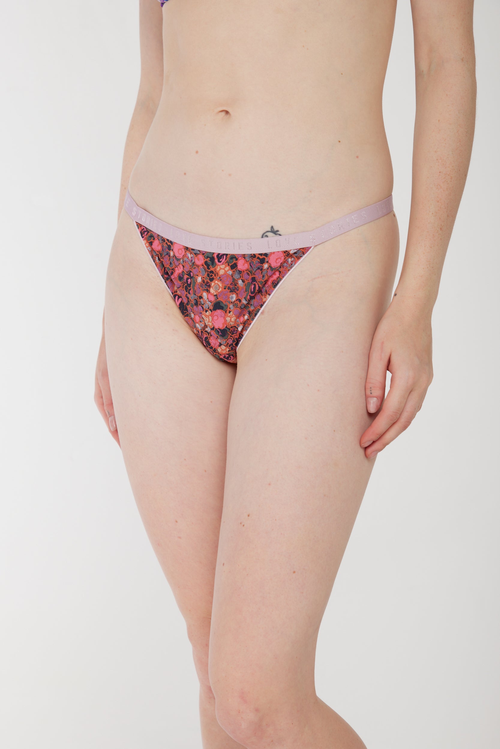 LOVE STORIES 2-Pack Roomservice