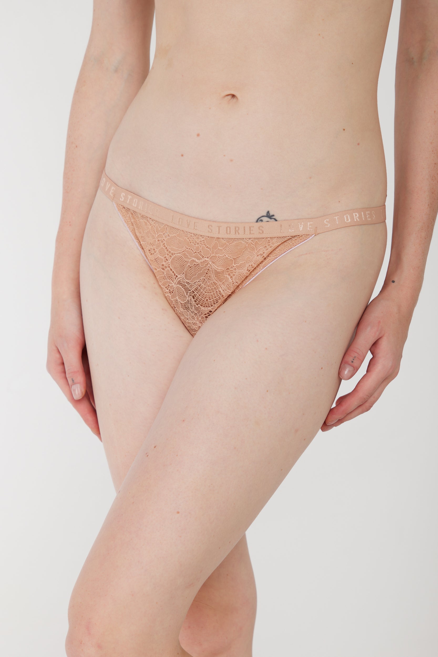 LOVE STORIES 2-Pack Roomservice