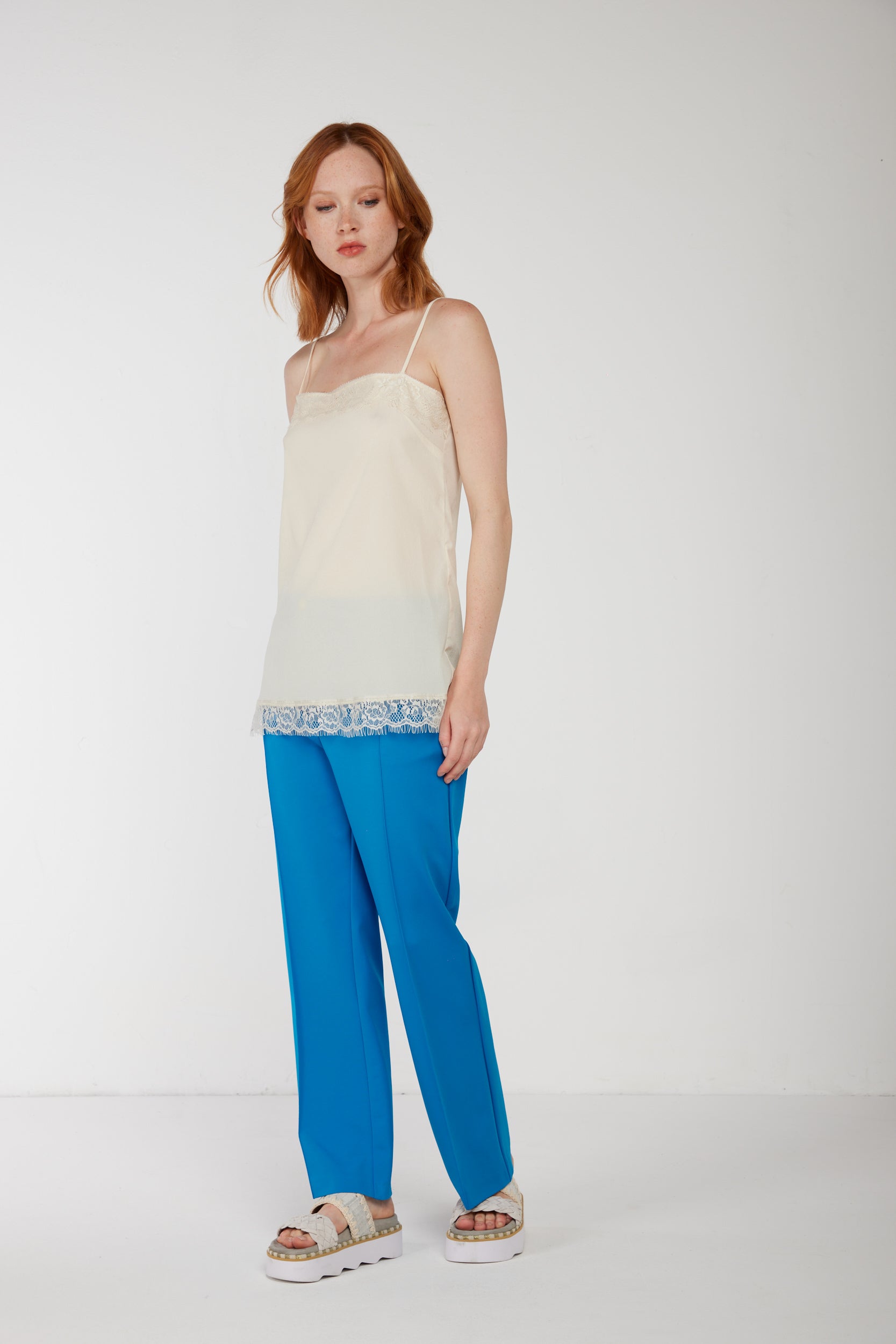 TWINSET Top Beige con Bordi in Pizzo