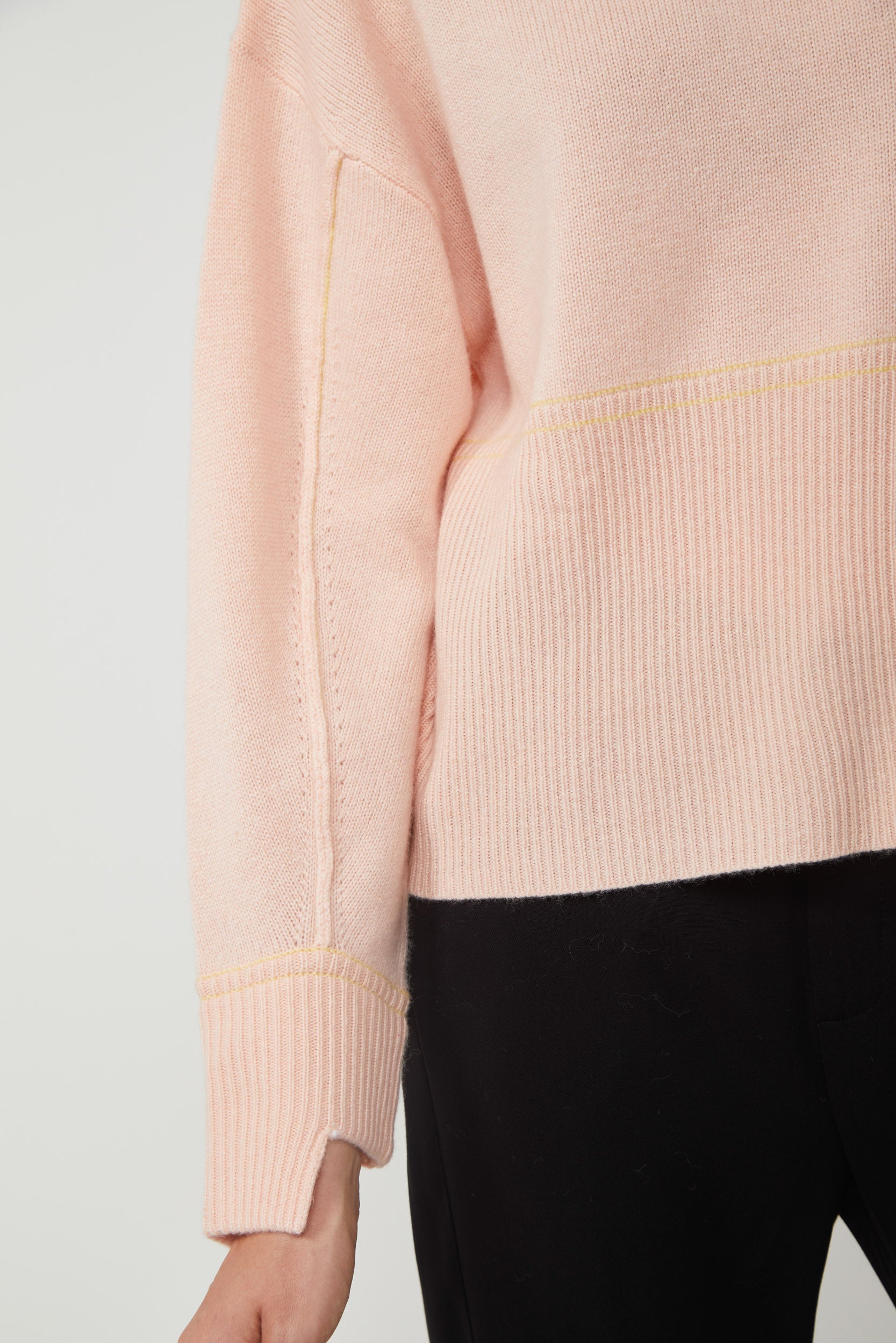 100% cashmere pink sweater