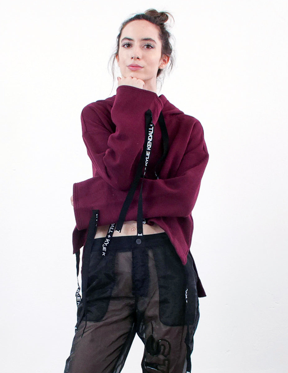 KENDALL AND KYIE Felpa crop Bordeaux con nastri logati
