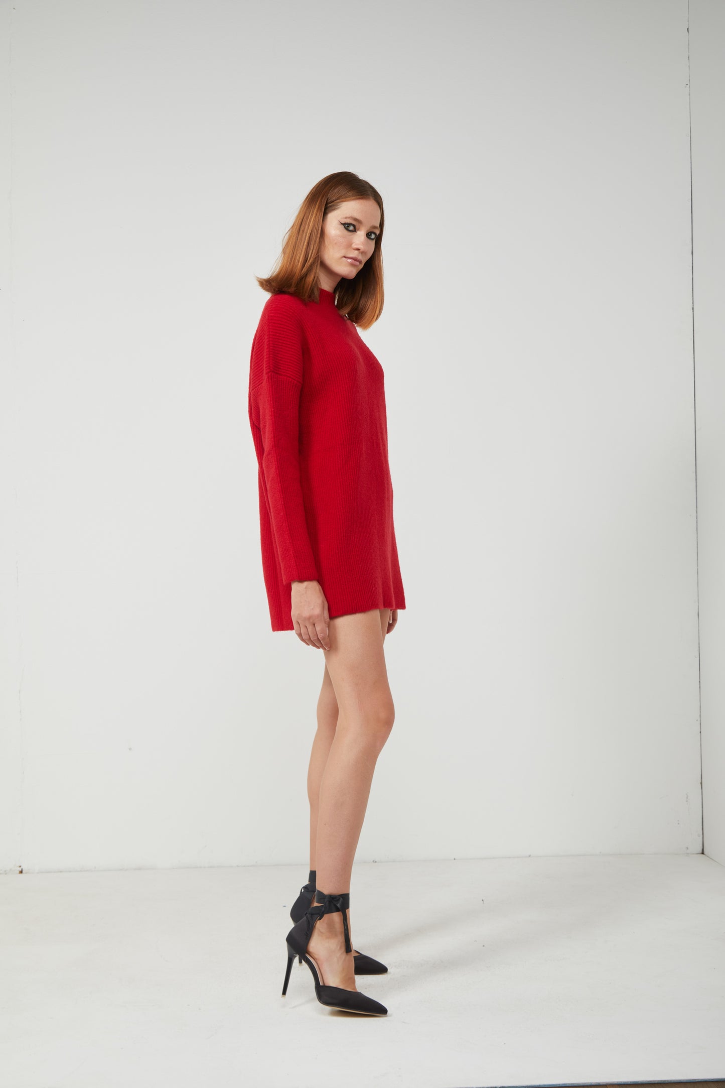 VICOLO Maglione Rosso con Collo a Lupetto