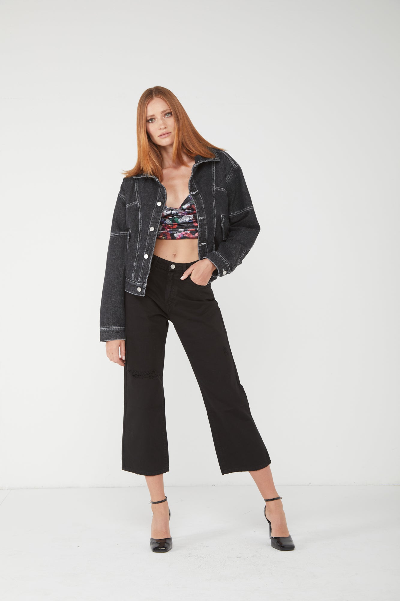 ICON DENIM Giacca di Jeans Nera con Eco-pelliccia