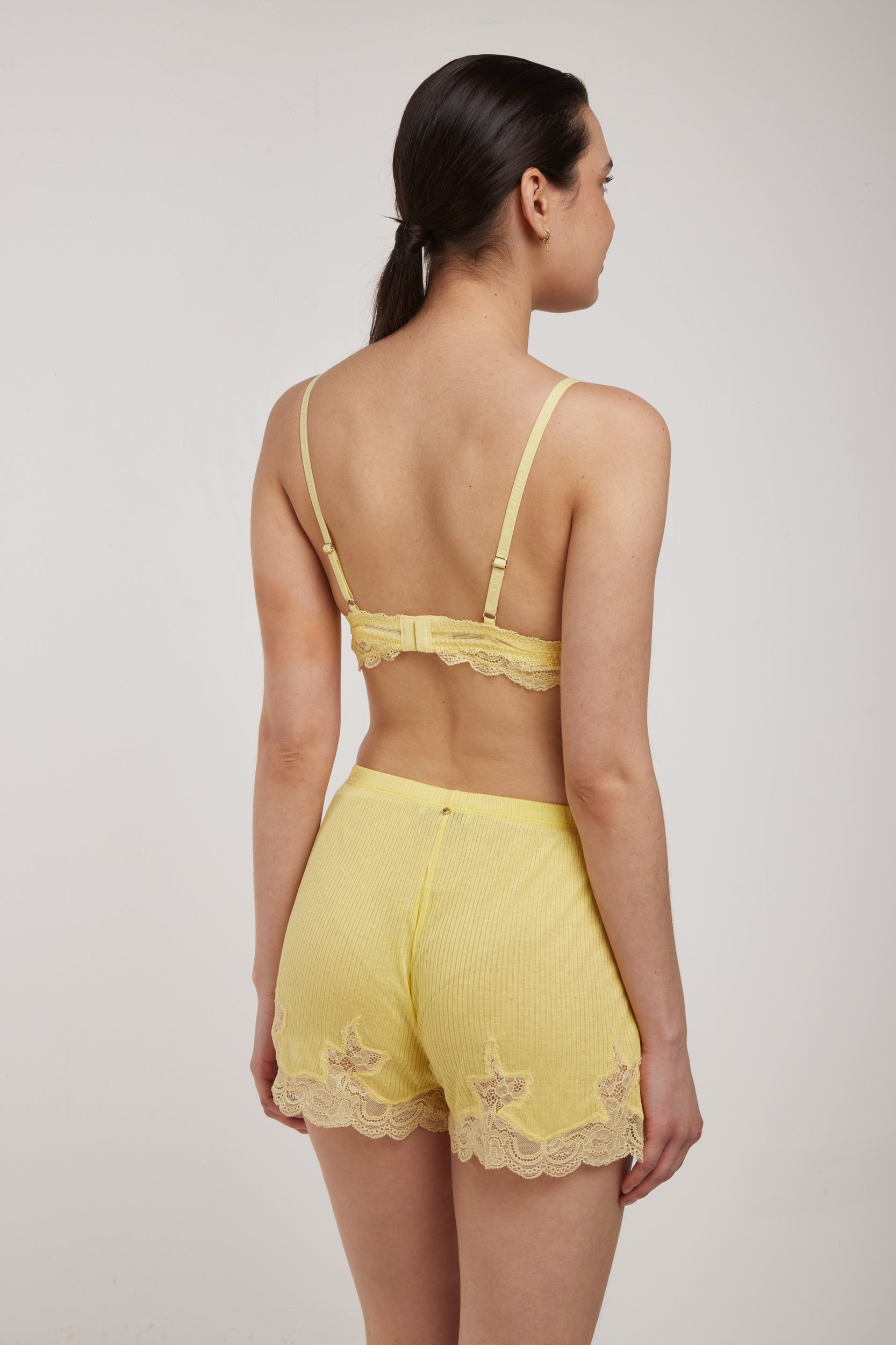 TWINSET Shorts Giallo Pizzo