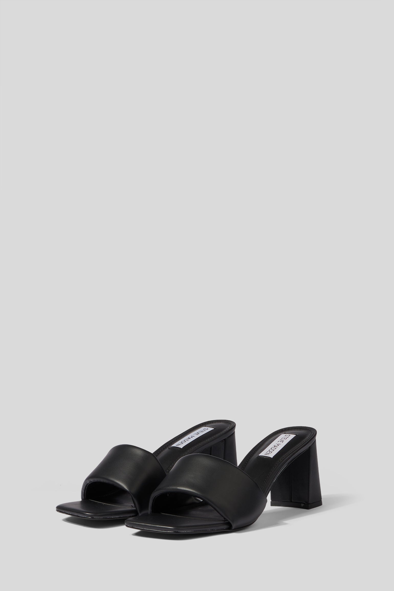 STEVE MADDEN Black Lovebird Sandals