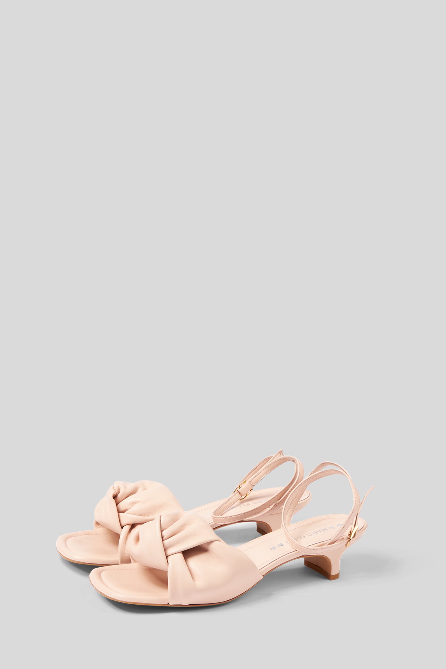 Sandal with Low Heel and Poppy Knot Marck Ellis