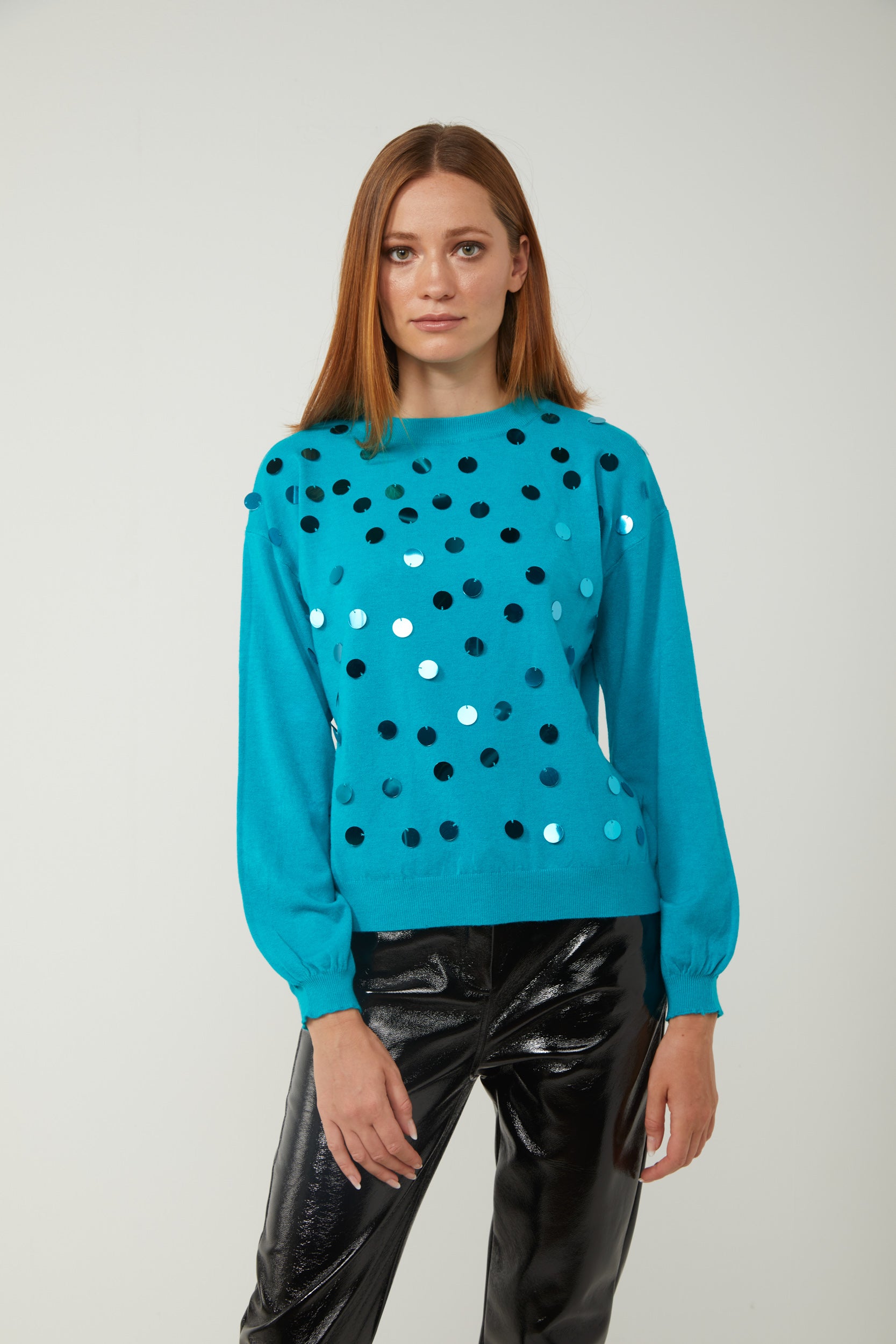 VICOLO Sweater with Turquoise Maxipaillettes