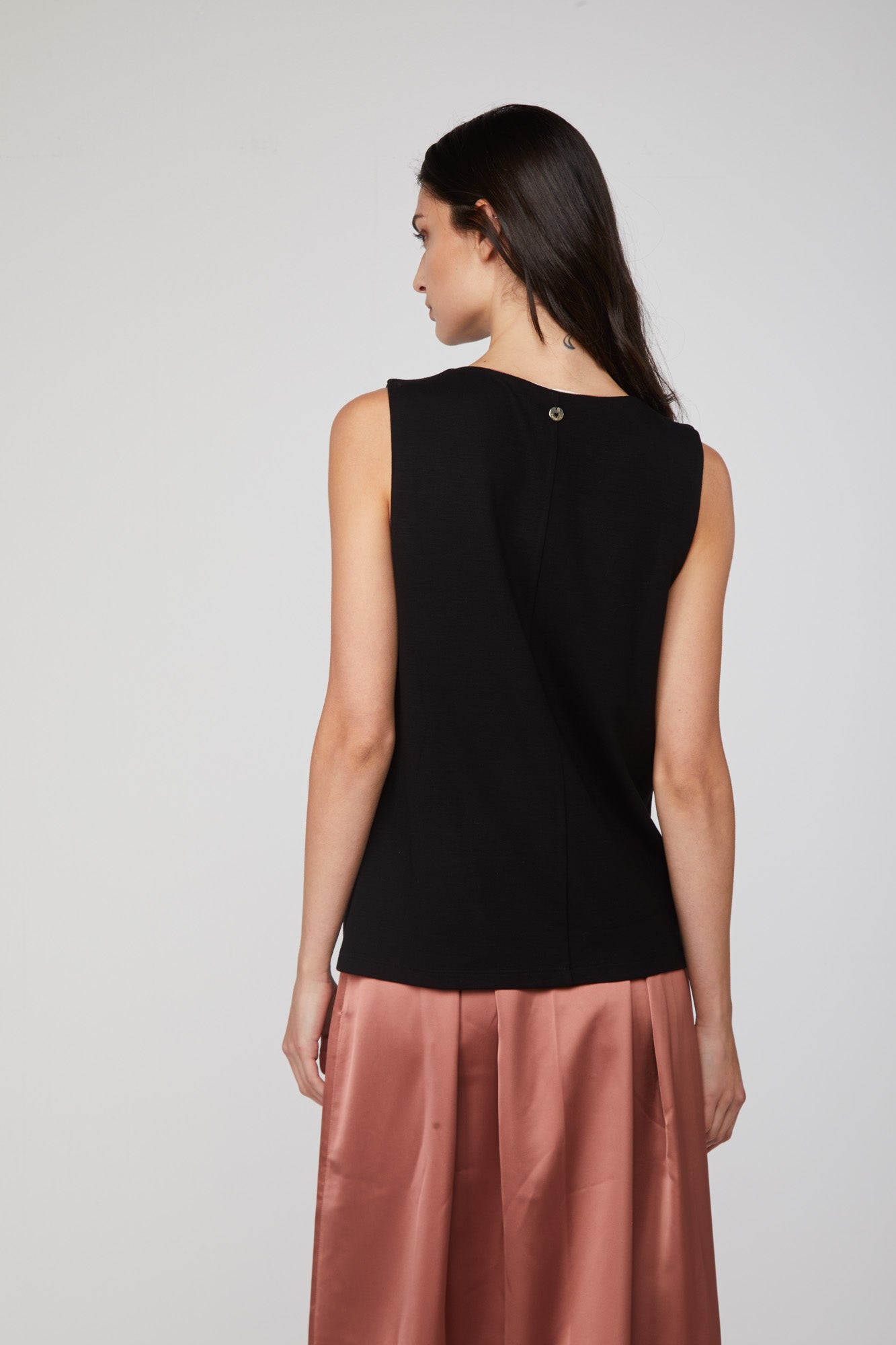 TWINSET Blusa Nera con Scollo a Barca