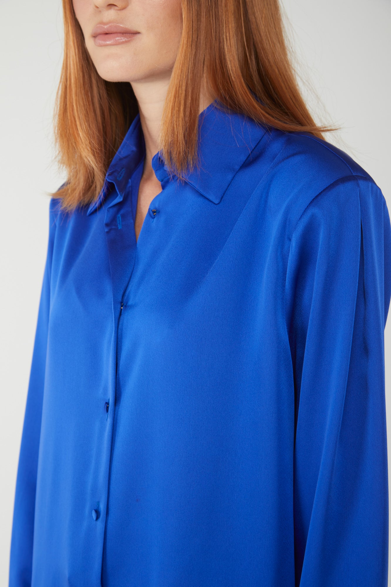 NINEMINUTES Camicia in Satin Blu Elettrico