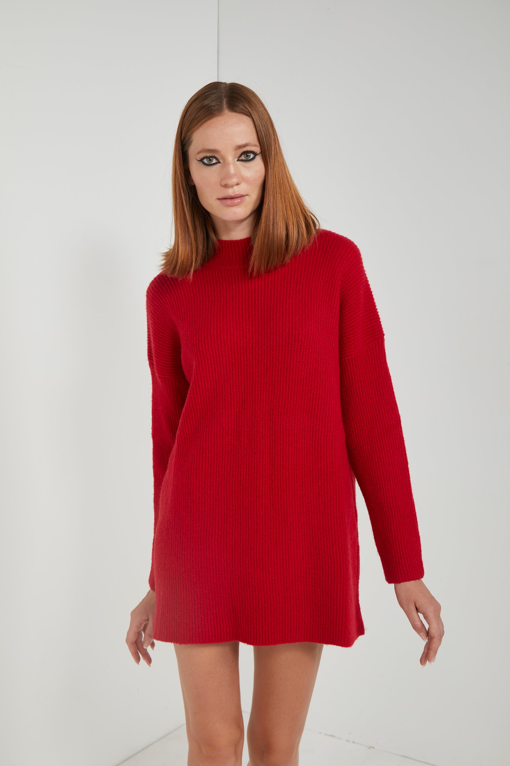 VICOLO Maglione Rosso con Collo a Lupetto