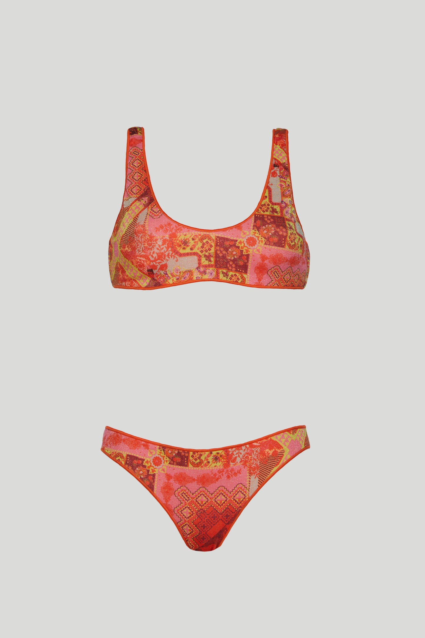 F**K Bikini Fantasia con Top a Brassiere