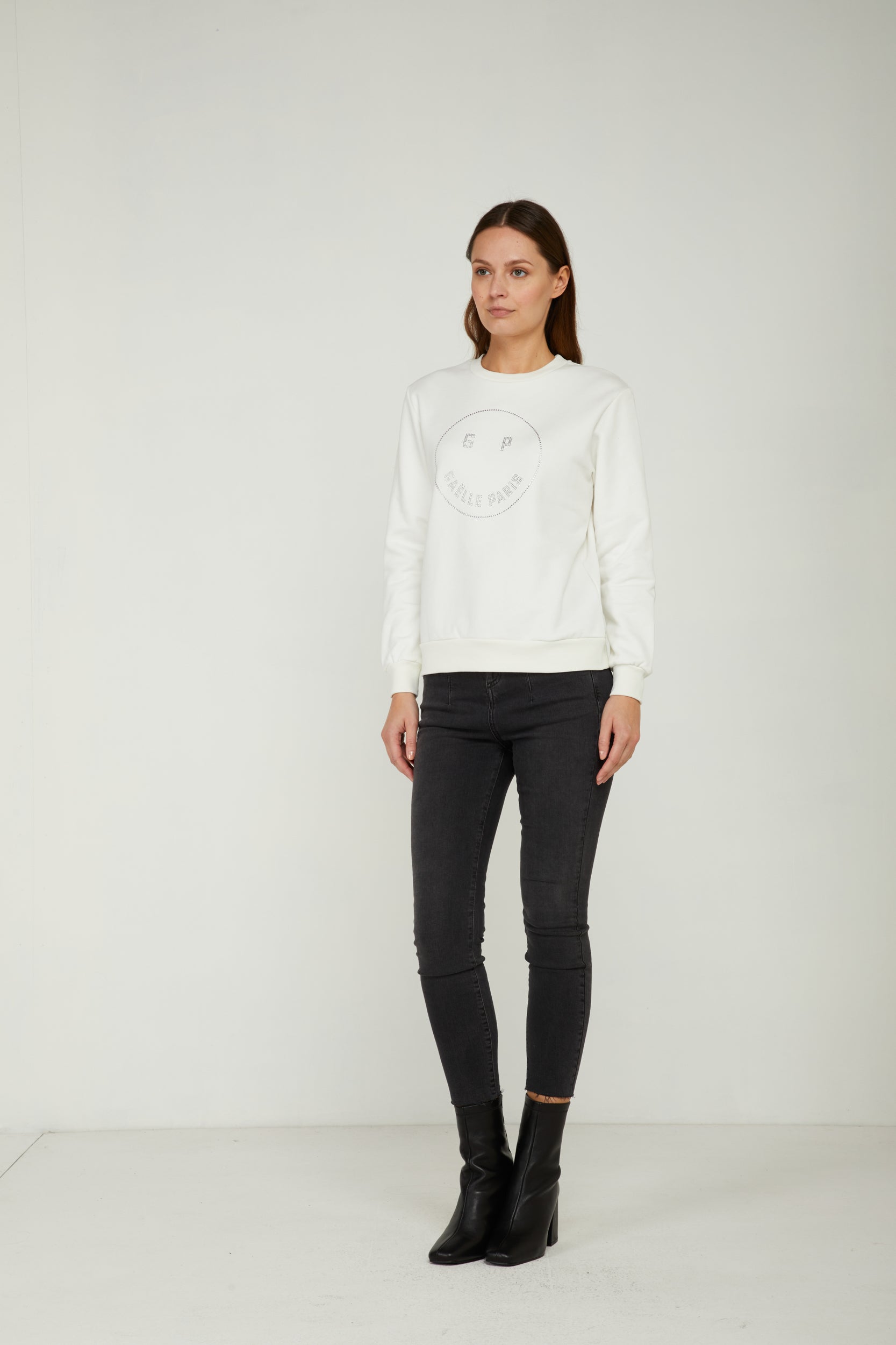GAELLE White Sweatshirt