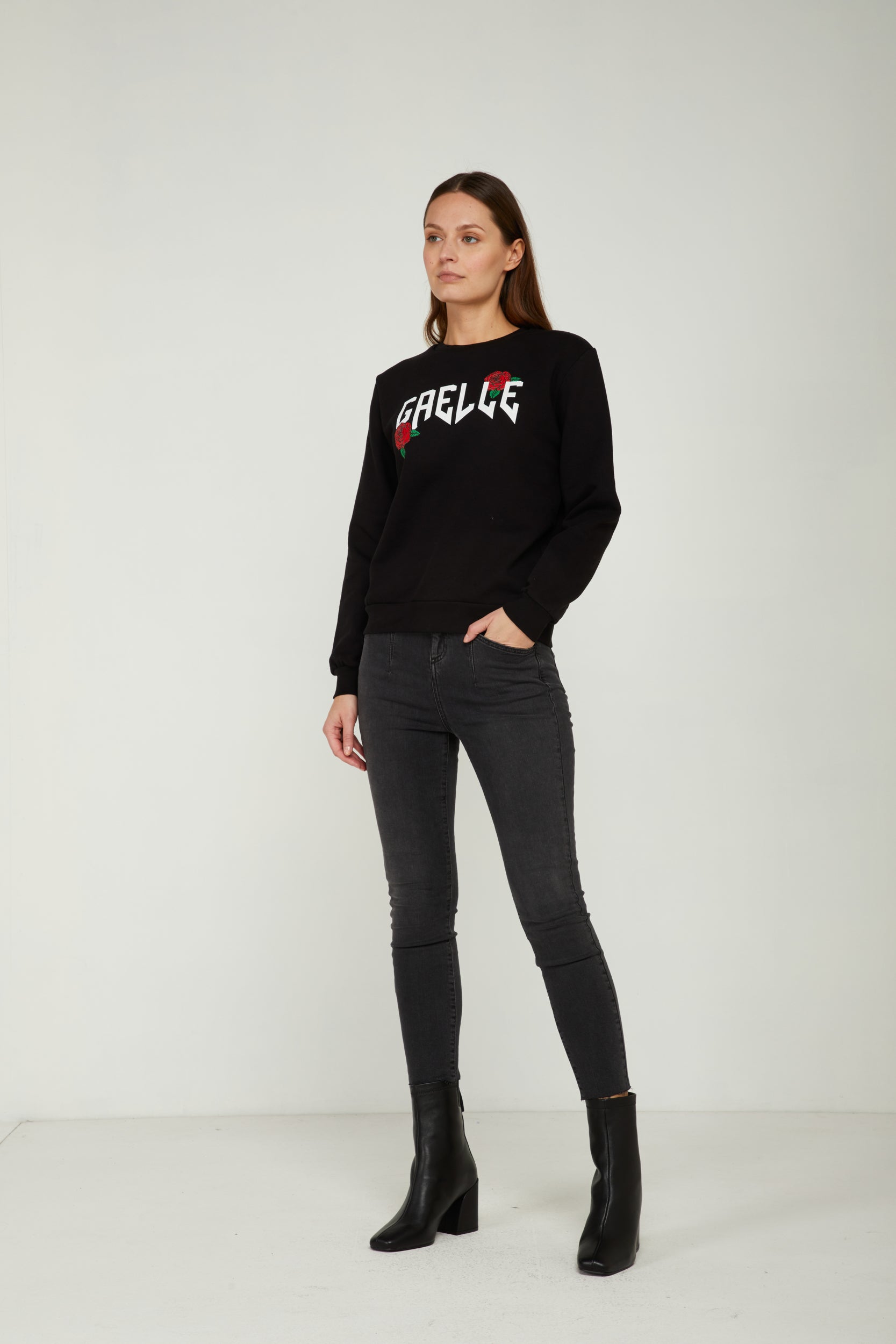 GAELLE Black Sweatshirt with Logo