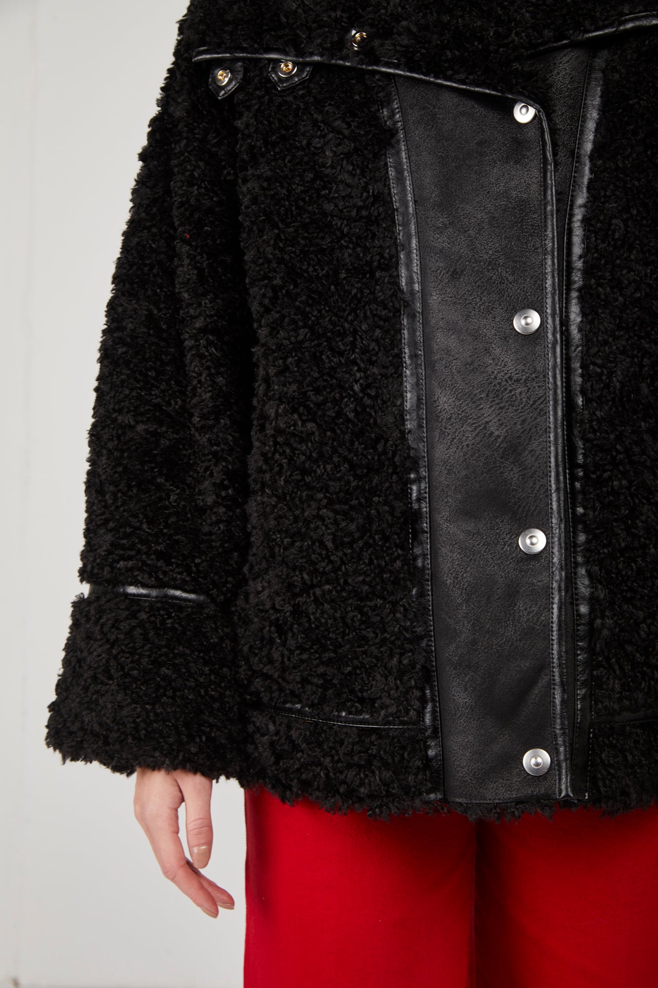 OOF WEAR Giacca Corta in Eco-Montone