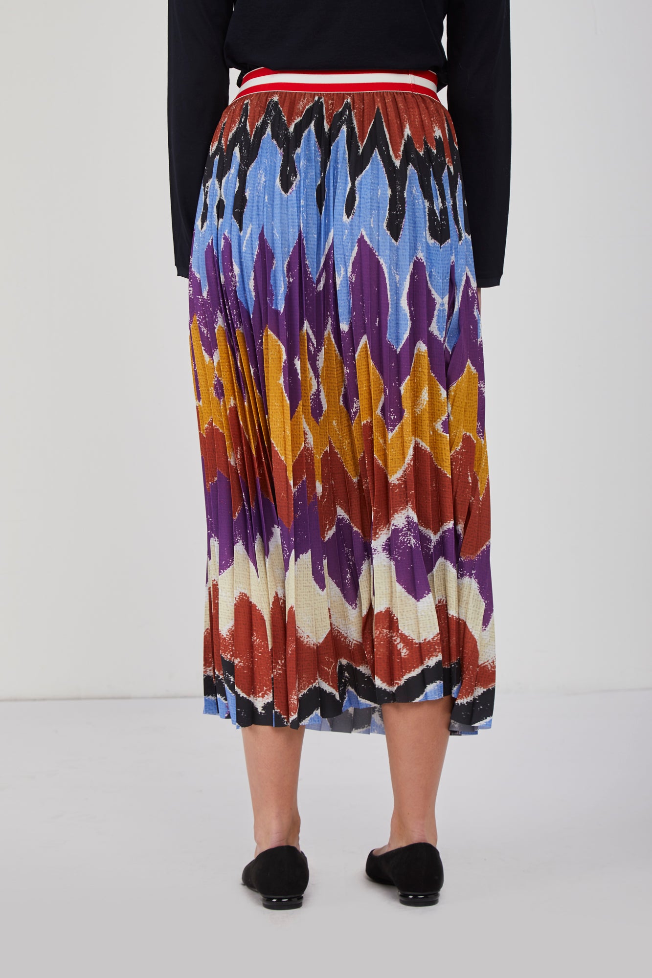 STELLA JEAN Patterned Pleated Skirt